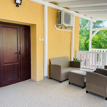 Apartament Casa Alex Si Daiana Orszowa Zewnętrze zdjęcie