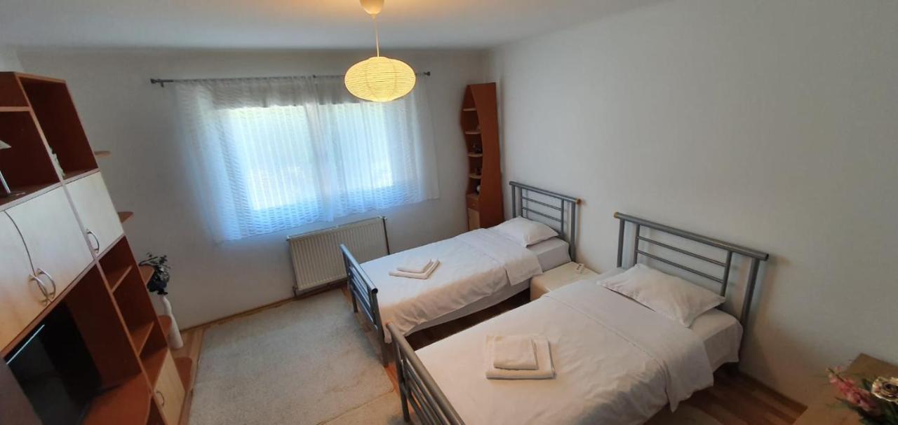 Apartament Casa Alex Si Daiana Orszowa Zewnętrze zdjęcie
